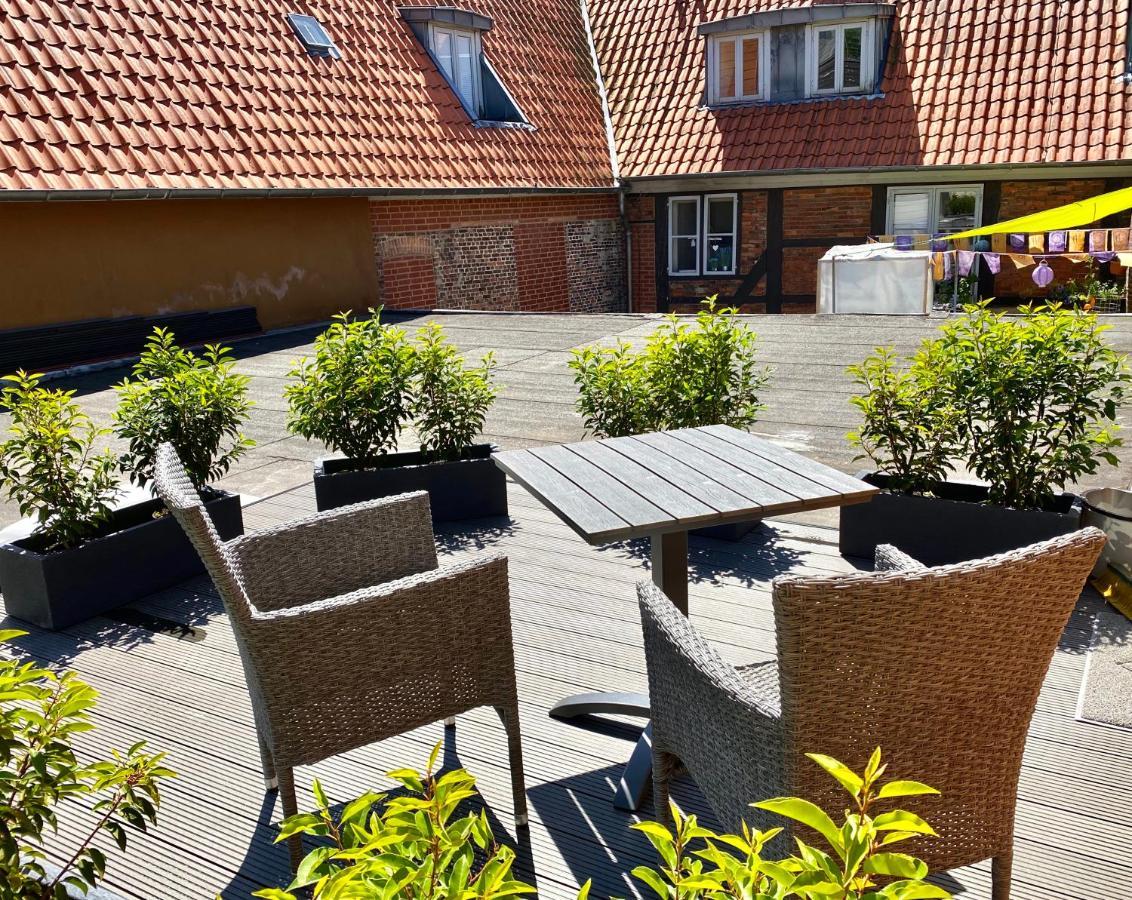 Schoene Ferienwohnungen Teilweise Mit Dachterrasse Im Herzen Von 이체호에 외부 사진